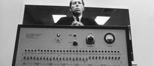 El Experimento de Milgram: el peligro de la obediencia a la autoridad