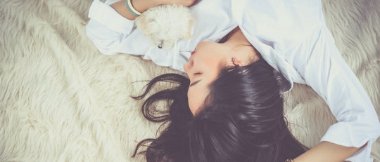 Hipersomnia: tipos, síntomas, causas y tratamientos