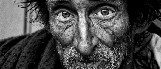 Aporofobia (rechazo a los pobres): causas de este fenómeno