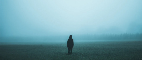 Vencer los pensamientos negativos mediante el enfoque cognitivo-conductual