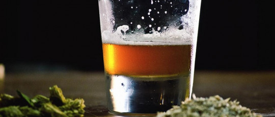 Combinar alcohol y marihuana tiene estos efectos en el cerebro