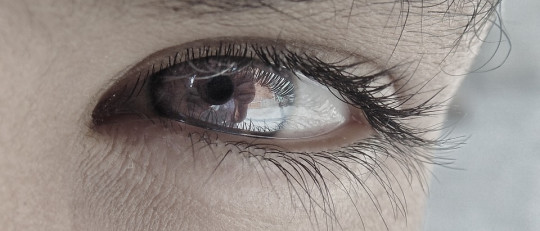 Inferencia arbitraria: características de este sesgo cognitivo