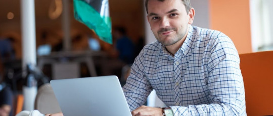 La teoría de la auto-observación o automonitorización de Snyder