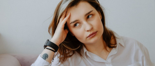 Qué es la rumiación mental y cómo afrontarla eficazmente