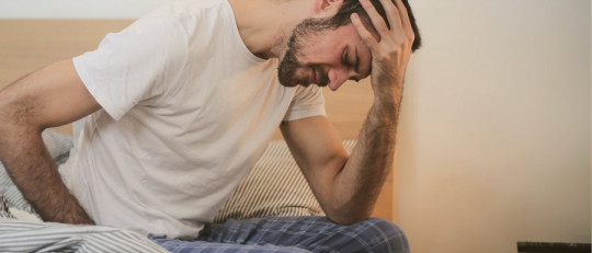 ¿Cómo se abordan los problemas de erección en terapia sexual?