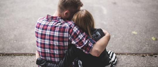 4 razones por las que te conviene mantenerte lejos de los ex