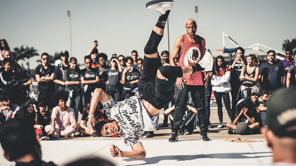 Identidades juveniles: qué son, ejemplos y cómo se expresan en los jóvenes, image size:1200x675