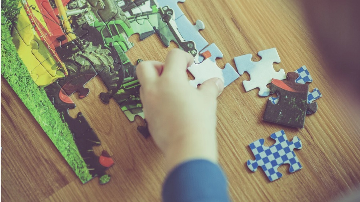 ¿Por qué el juego es importante en la terapia infantil?