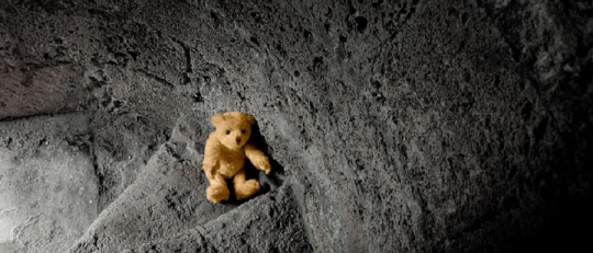 Abuso infantil en la infancia: cuando estuvimos muertos