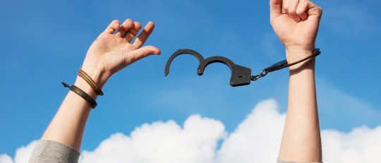 5 motivos por los que buscar ayuda contra las adicciones