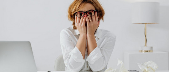 Cómo superar los pensamientos negativos