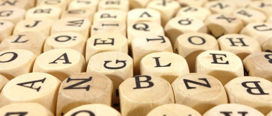 Los 11 tipos de adjetivos: qué son y cómo se usan para enriquecer el lenguaje