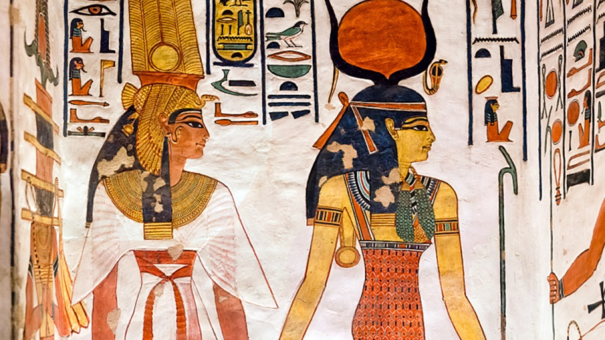 Diosa egipcia protectora de lo oculto